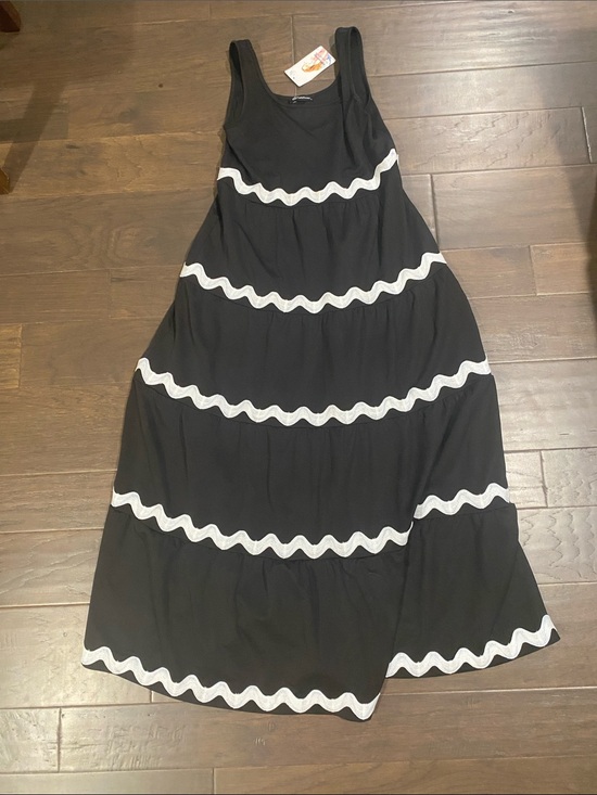 PrettyGarden Dresses & Skirts - Pretty Garden Women’s Black Tiered Maxi Sun Dress with White Wave Trim
